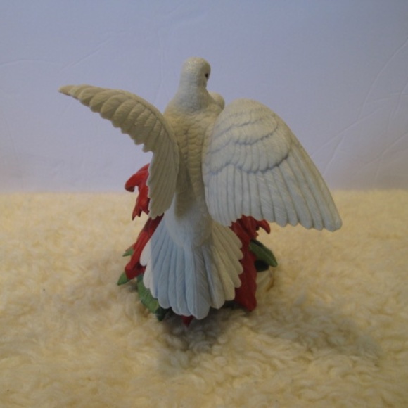 Vintage FRANKLIN MINT Christmas White Doves w/Poinsettia Figurine - Picture 4 of 8